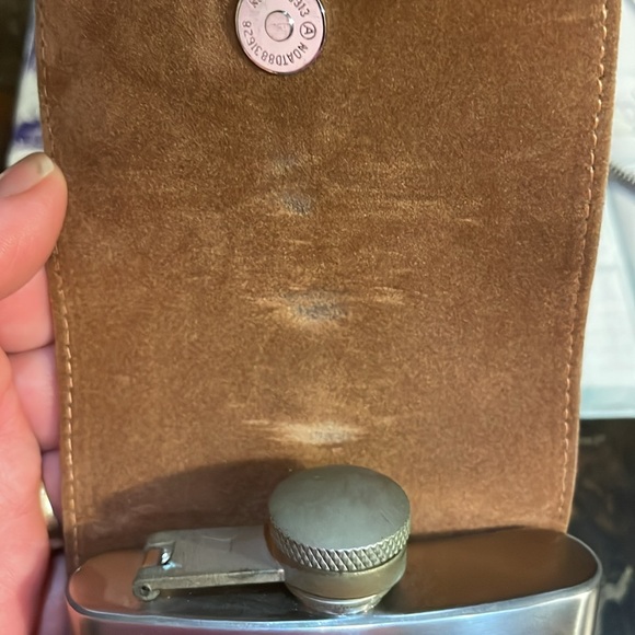 Bey Berk 5 oz. Stainless Steel Flask With Leather Case - Picture 13 of 15